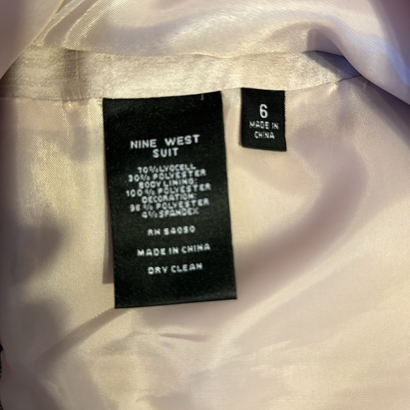 Nine West suit worn once! - Picture 5 of 15